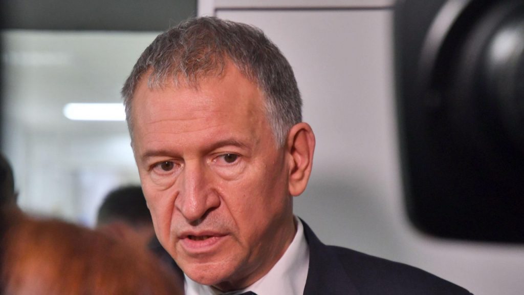 ГЕРБ подава сигнал срещу Стойчо Кацаров