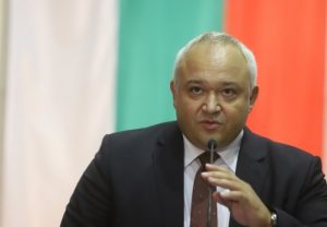 ДЕМЕРДЖИЕВ: КАНАЛДЖИИТЕ ОБЯВИХА ВОЙНА НА ДЪРЖАВАТА