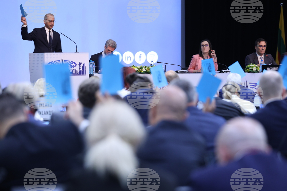 Парламентарната асамблея на НАТО прие на форума в София декларация за подкрепа на Украйна до победа