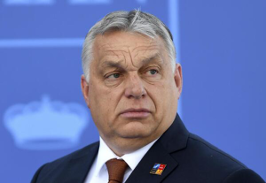 Евродепутати призоваха за отнемане на правото на глас на Унгария в ЕС заради „мирните мисии“ на Орбан