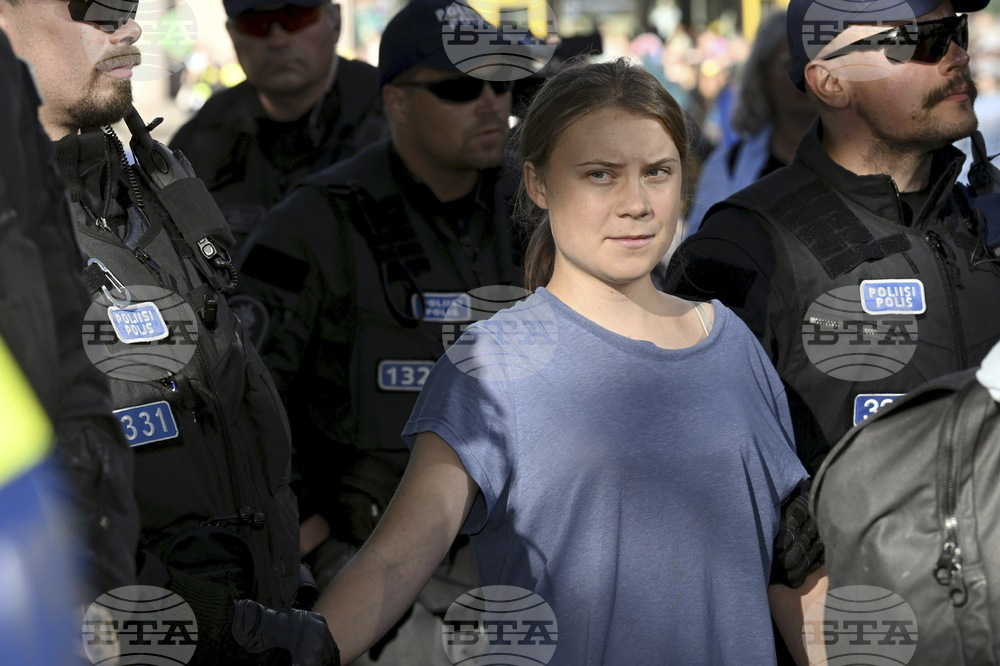 Датската полиция арестува Грета Тунберг на пропалестински протест