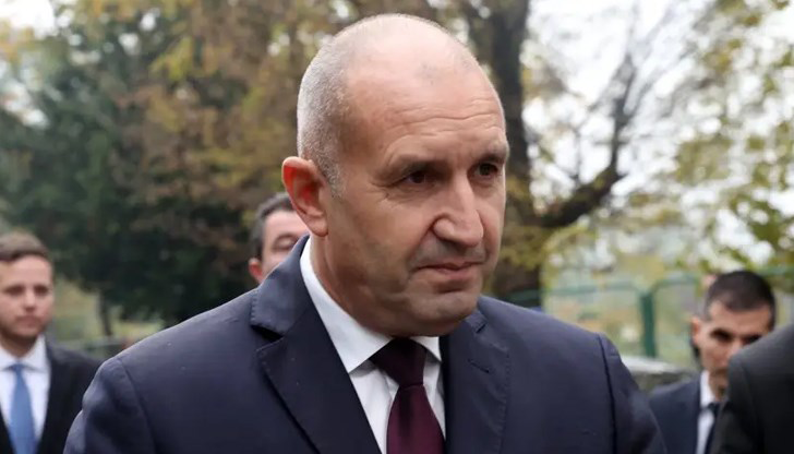 Радев: Категорично съм против България да изпраща войници в Украйна
