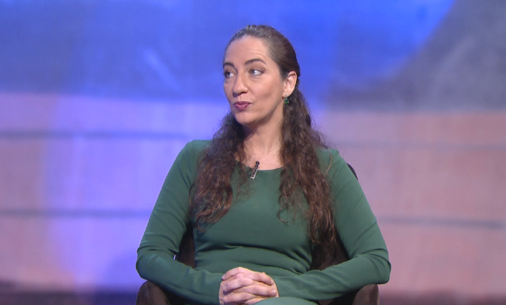 Венета Нейнска в Анфас