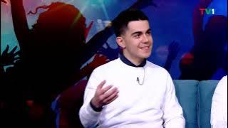 „Неудобно“ с Боби Ваклинов