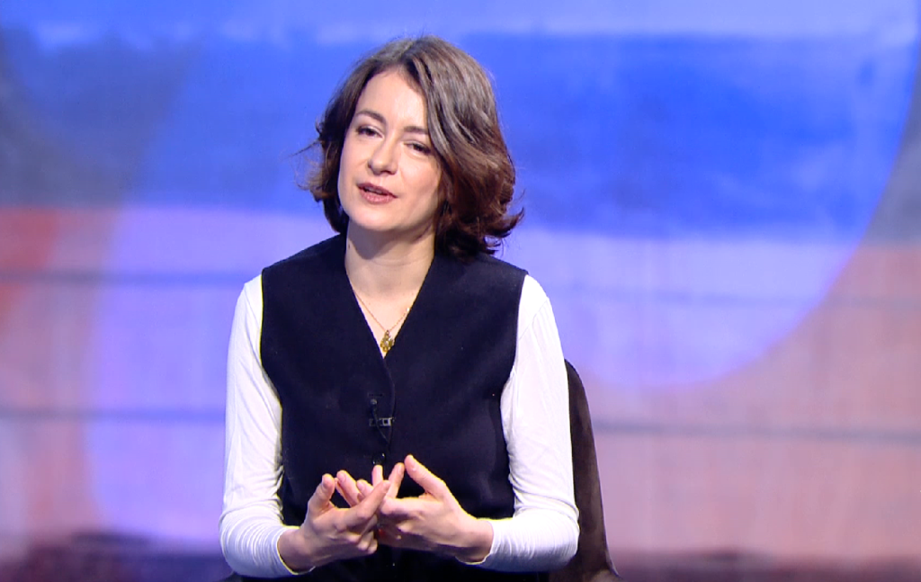 Лия Петрова в Анфас