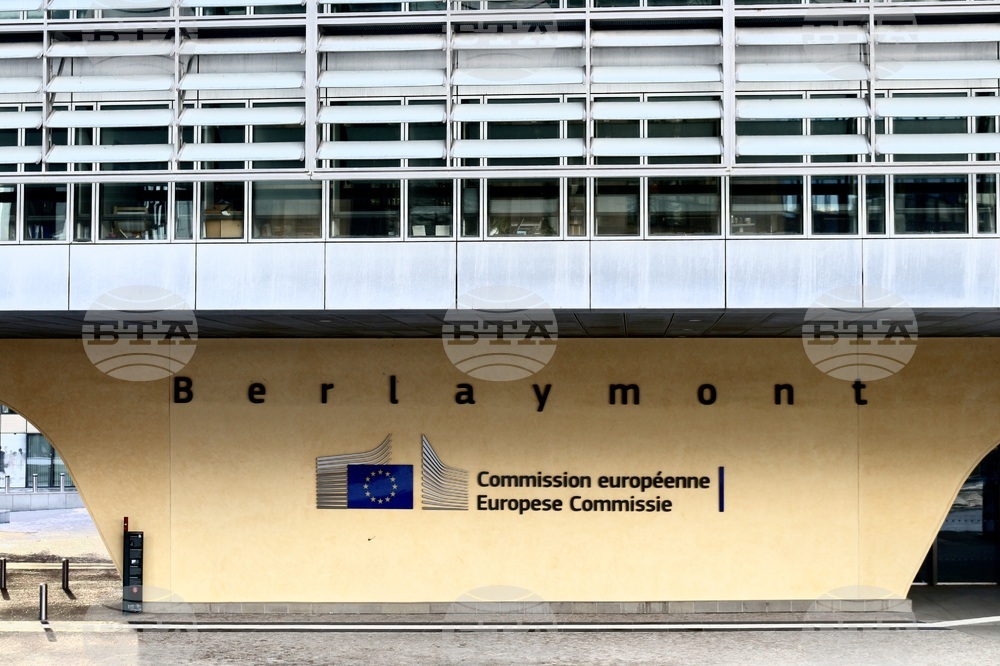 ЕК следи обстановката по границите на Балканите заради протестите на превозвачите