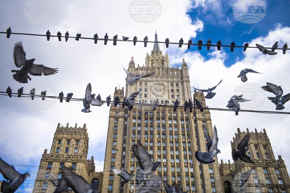 НАТО се подготвя за конфликт с Русия, смята висш руски дипломат