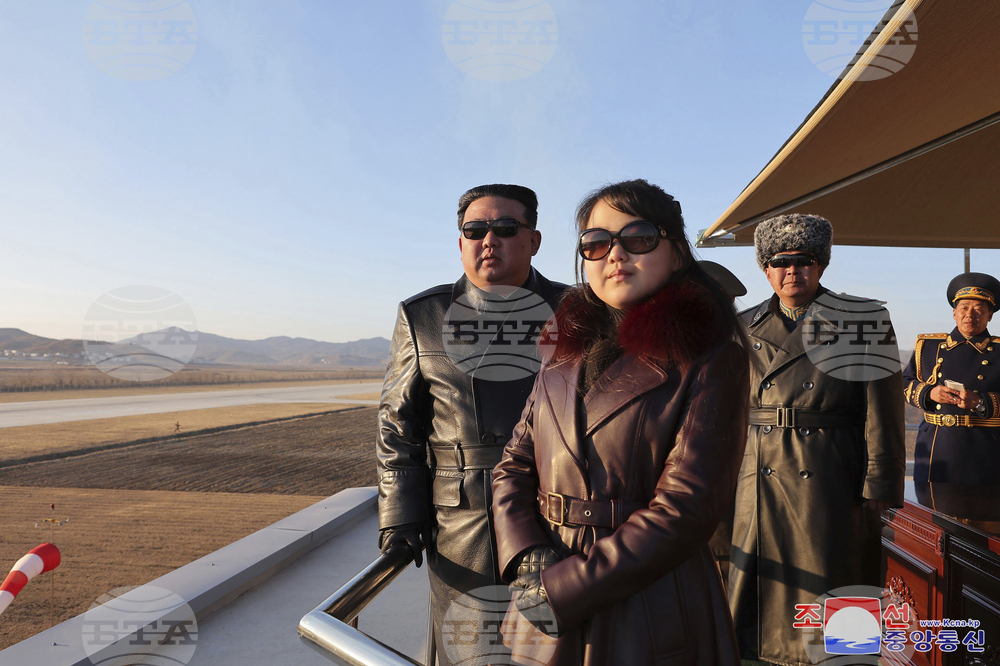 Северна Корея е напът да посочи дъщерята на севернокорейския лидер Ким Джу-е за негова наследничка, заяви южнокорейското разузнаване