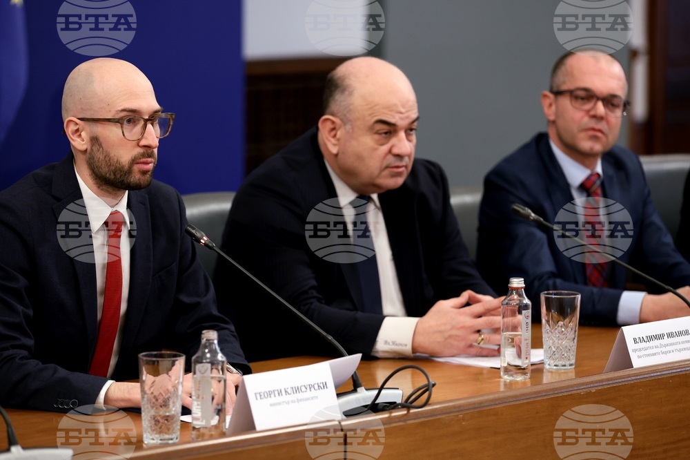 Над 86 на сто от левовете са иззети, в гражданите остават около 4,4 млрд. лева, съобщи Владимир Иванов