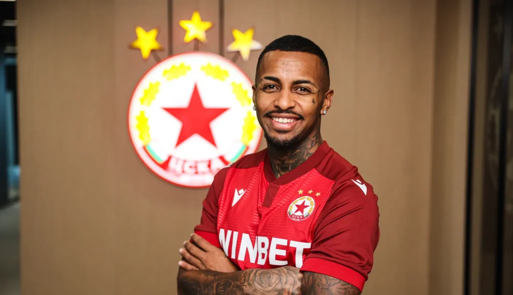 Арест, алкохол и позиция на ЦСКА: какво се случи с Давид Пастор