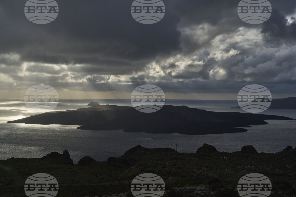 Израелски политик предлага Израел да купи 40 гръцки острова за евакуация на израелци в случай на война