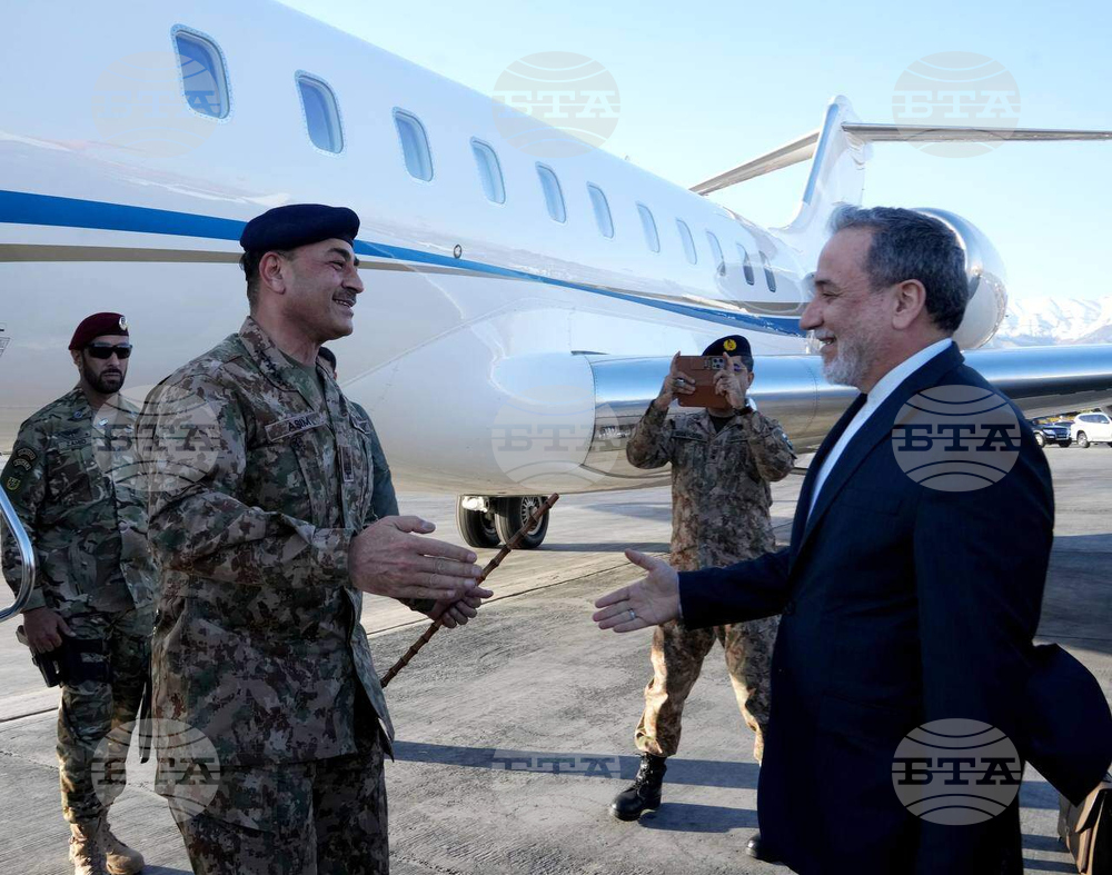 Иран и САЩ постигнаха известен напредък в усилията си за прекратяването на бойните действия, заяви Техеран