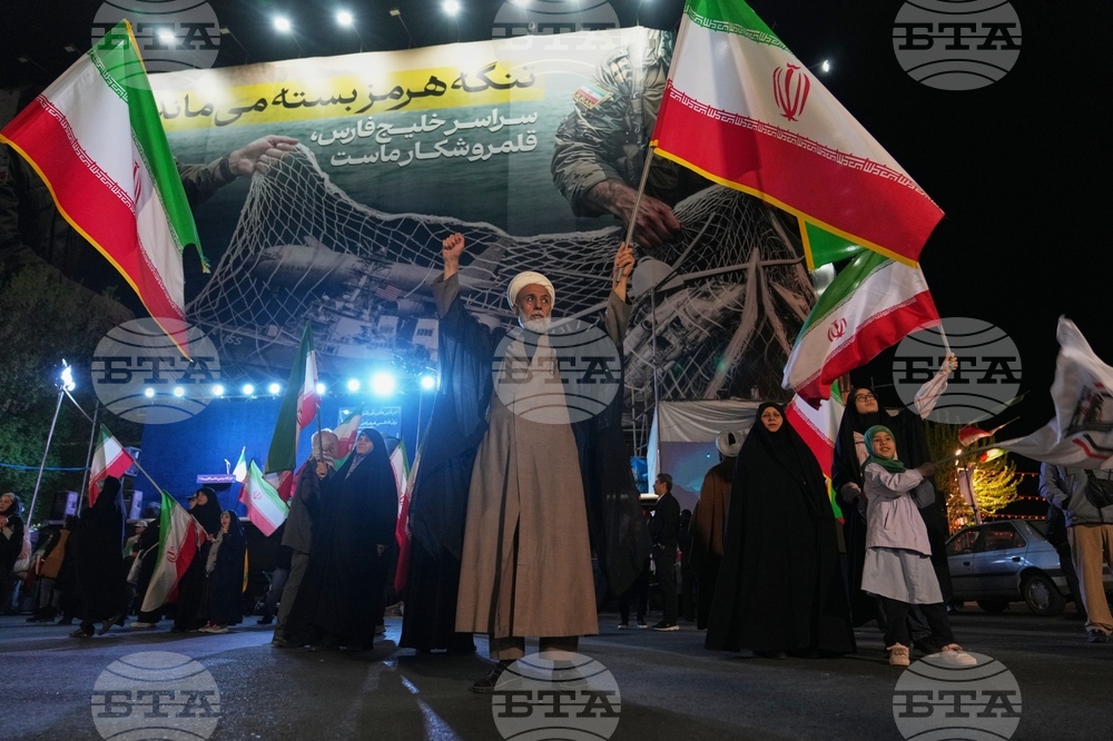 Иран разглежда мирното предложение, но не е отворен към "временно примирие", заяви високопоставен представител пред Ройтерс