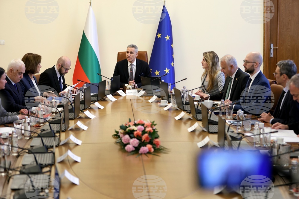 Задържани са 223 души за изборни престъпления до момента, заяви служебният премиер Андрей Гюров