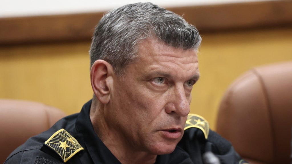 Най-малко три кораба бяха атакувани в Ормузкия проток, след като Тръмп обяви продължаване на примирието с Иран